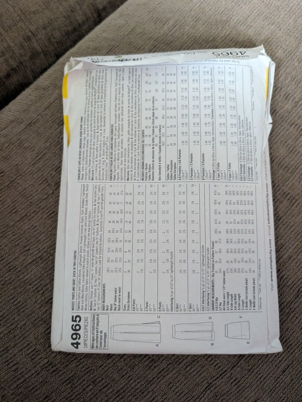 Simplicity Pattern. - Picture 2 of 3